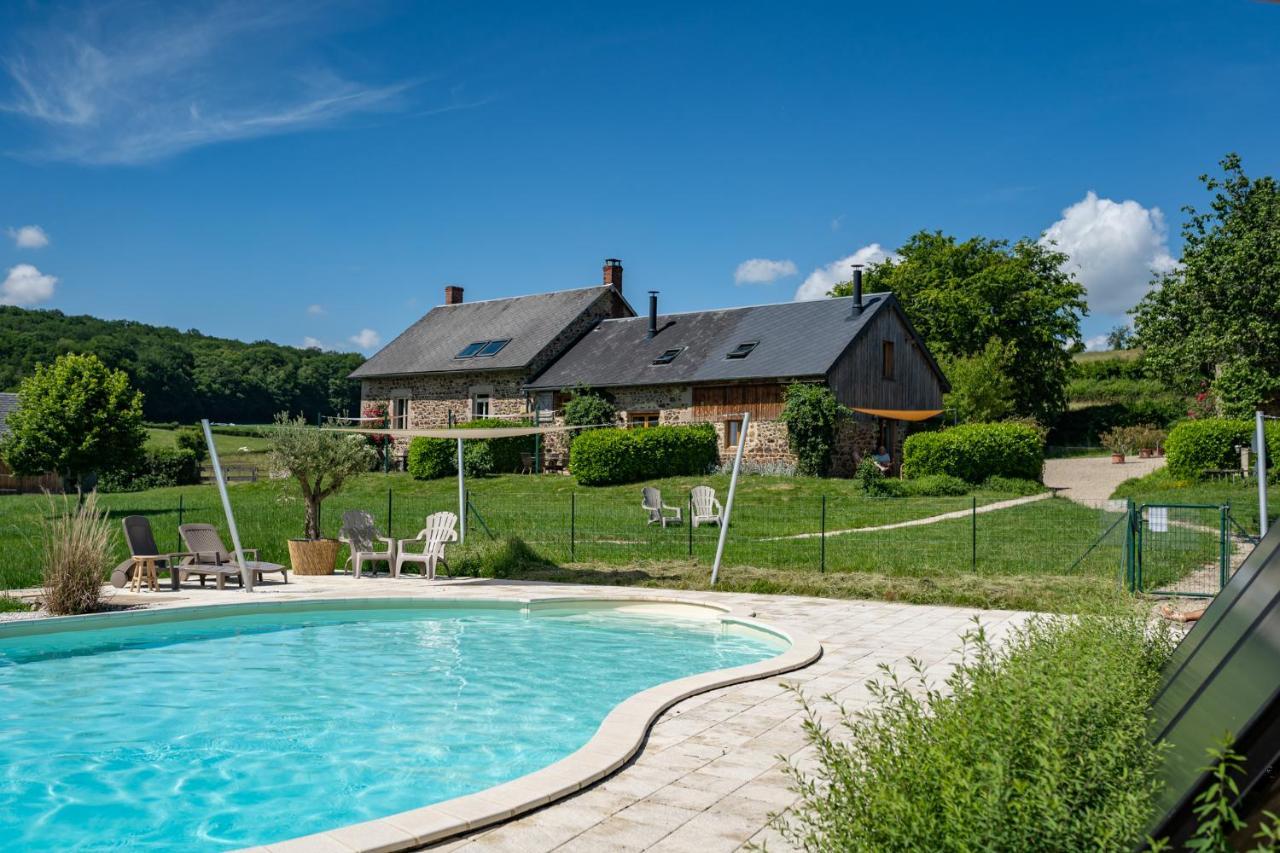 Villa Domaine Les Reprilles**** à Chiddes Extérieur photo
