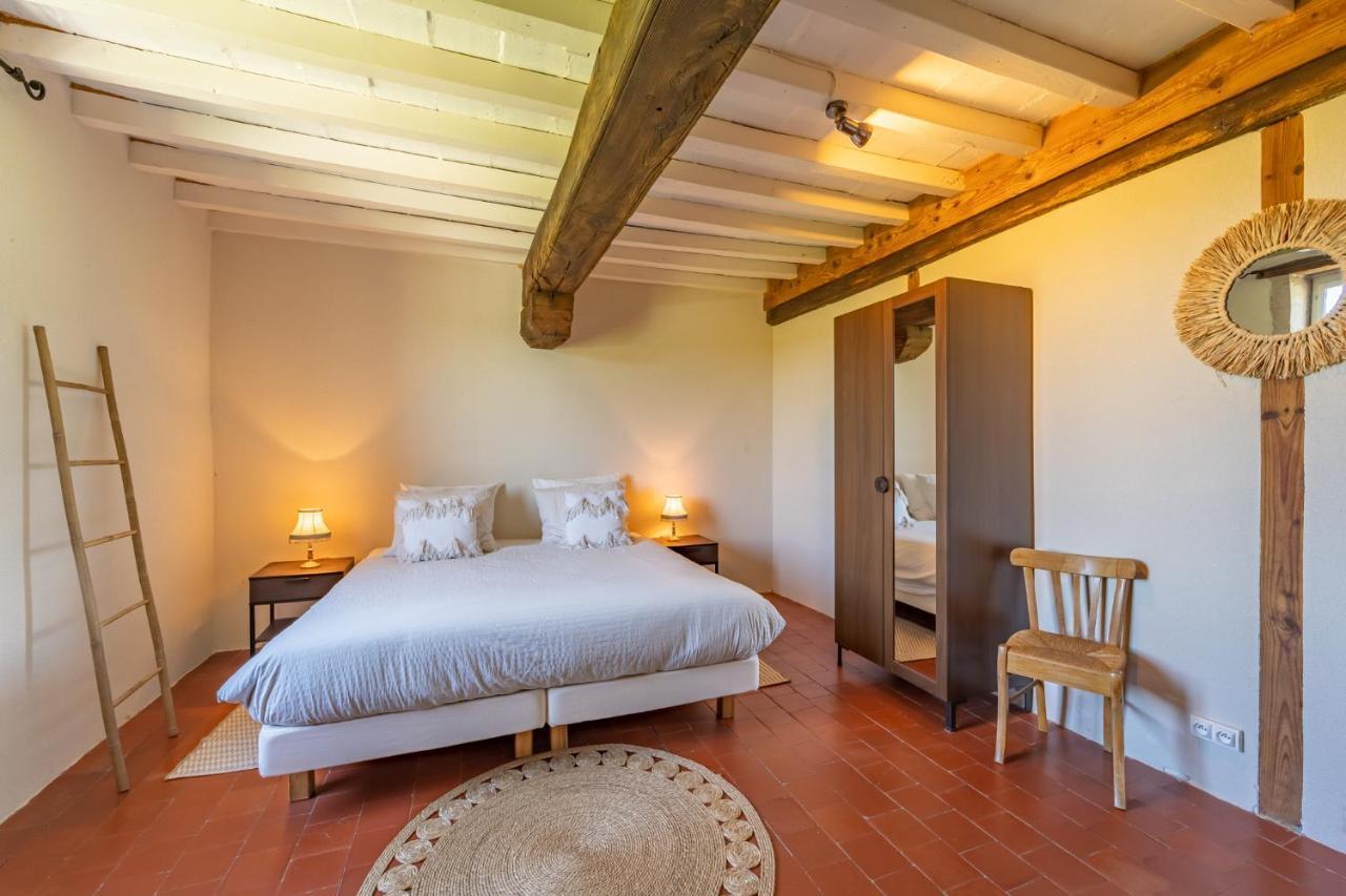 Villa Domaine Les Reprilles**** à Chiddes Extérieur photo