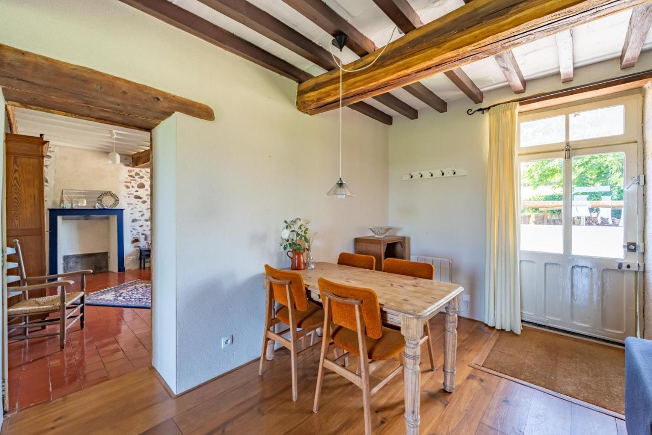 Villa Domaine Les Reprilles**** à Chiddes Extérieur photo