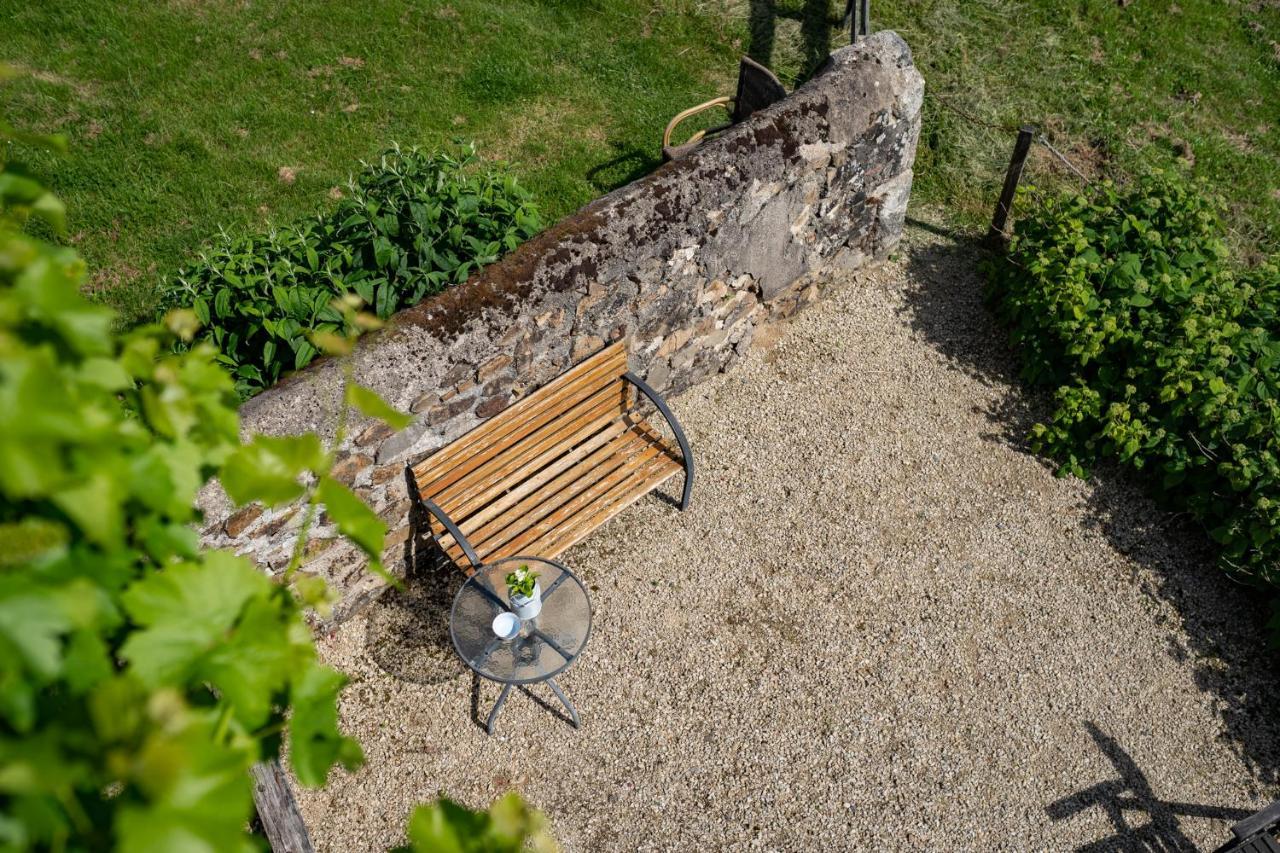 Villa Domaine Les Reprilles**** à Chiddes Extérieur photo
