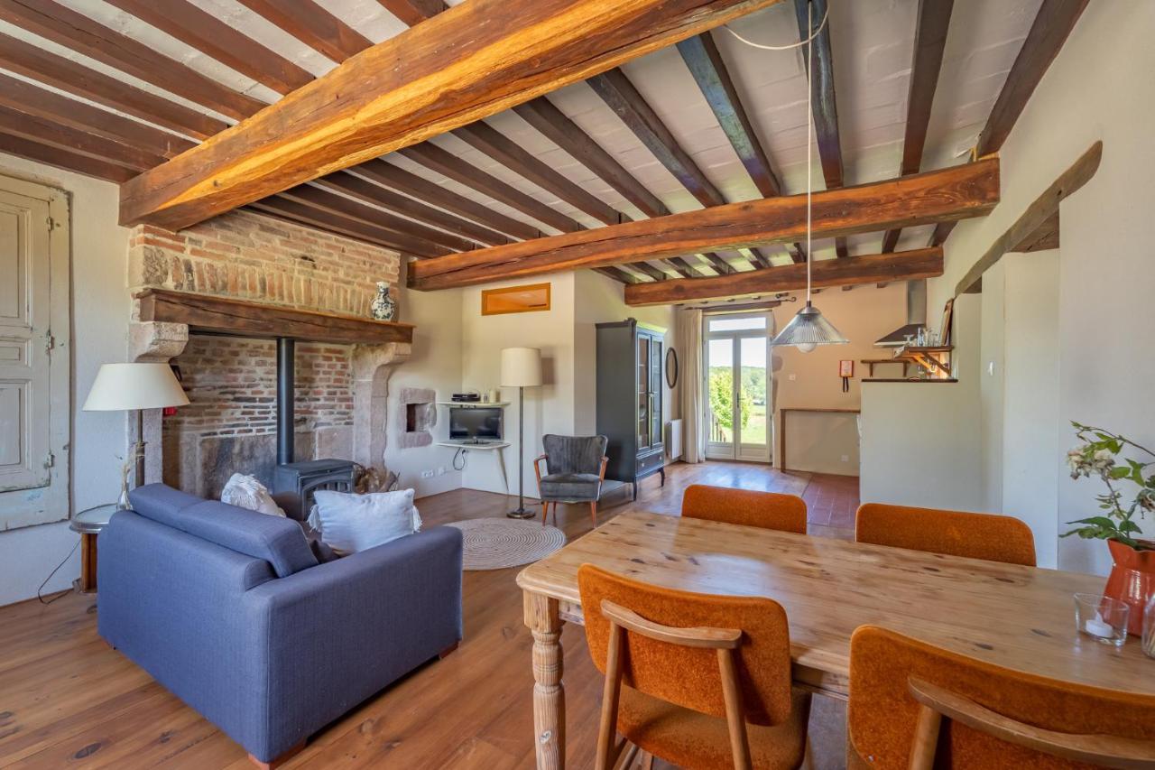 Villa Domaine Les Reprilles**** à Chiddes Extérieur photo