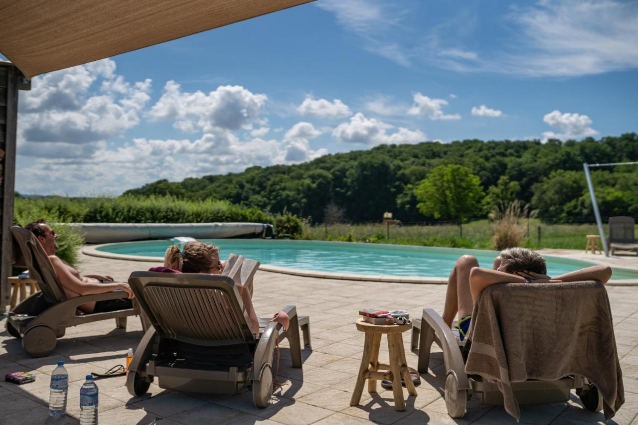 Villa Domaine Les Reprilles**** à Chiddes Extérieur photo